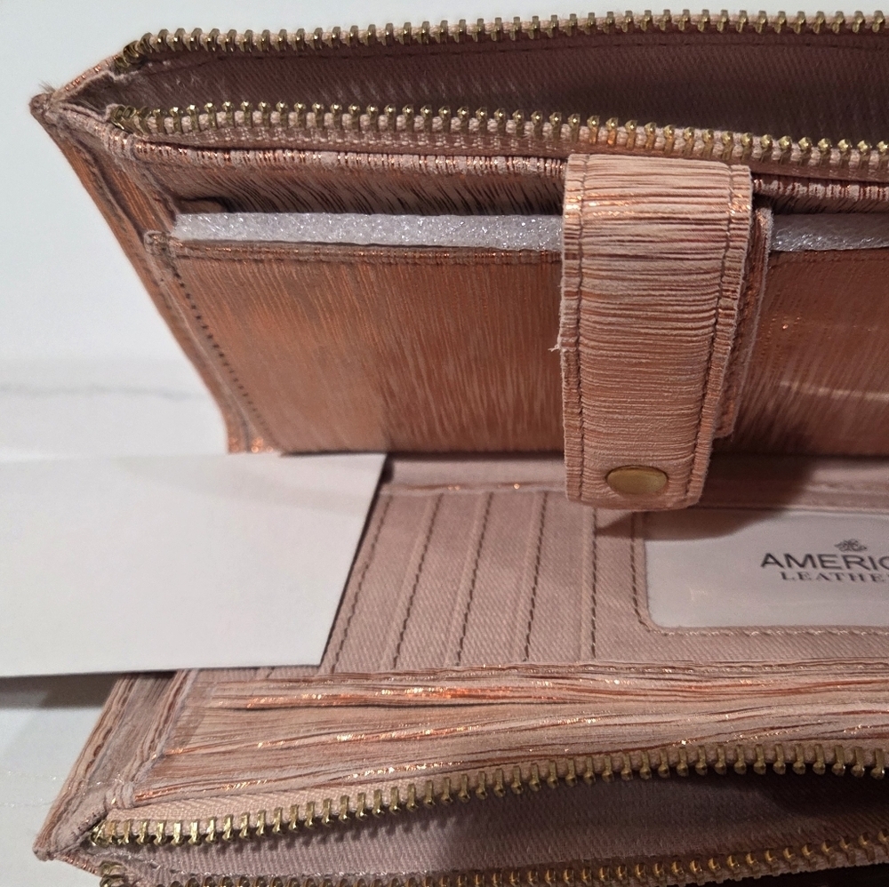 American Vintage Metallic Pink Wallet - Picture 6 of 14